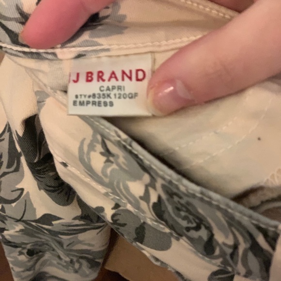 J Brand Skinny Capri Empress Jeans - Picture 2 of 4